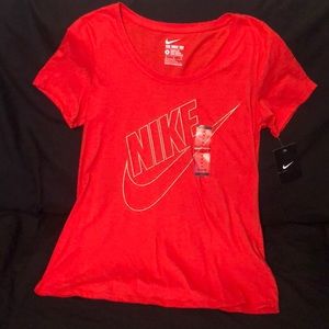 Ladies Nike tee